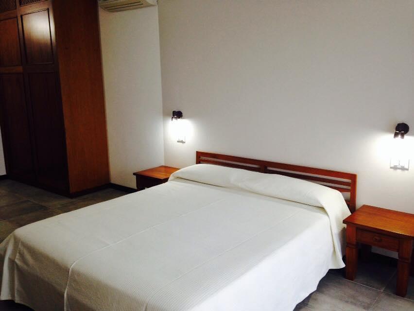 لامبيدوزا Moresco Resort الغرفة الصورة
